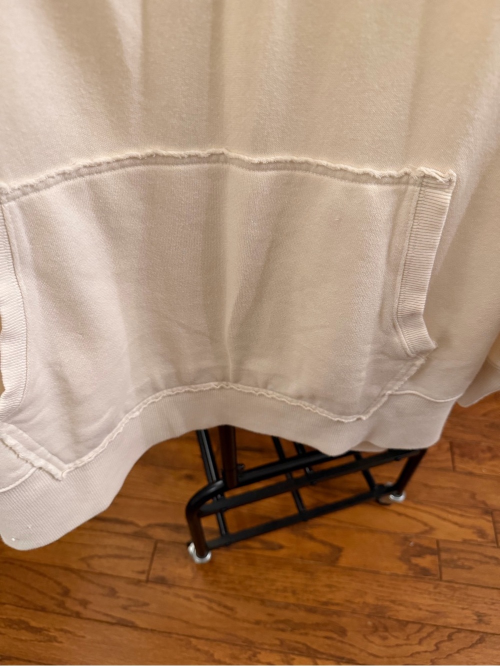 NWT Women’s Aerie Cream/Winter White Pullover Collar Sweatshirt w/Pockets SZ XL - Picture 3 of 6